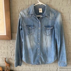 H&M Blue Denim Buttondown Shirt 4